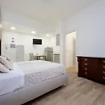 Apartman Monica's House