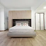 Monica's House Apartman