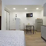 Monica's House Apartman *