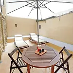 Monica's House Apartman