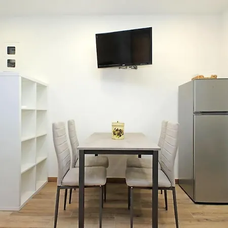Apartmán Monica's House *
