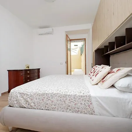 Apartman Monica's House *